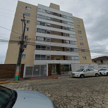 Venda de Apartamento no Bairro Tabuleiro em Camboriú / SC.