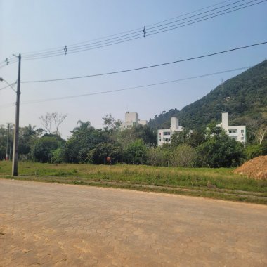 Terreno para Venda no bairro Cedros em Camboriú