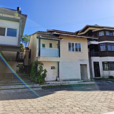 Casa  com 3 suítes para Venda no bairro VARZEA DO RANCHINHO - CAMBORIU/SC
